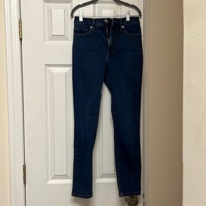 Everlane women’s jeans size 2 dark wash $25